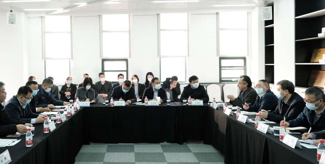 河北省藥品監(jiān)督管理局黨組書記、局長許彥增一行蒞臨禾柏視察指導(dǎo)